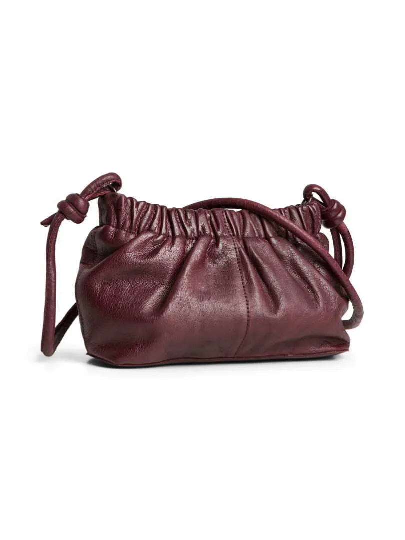 PIECES Beuteltasche Bordeau Leder PIECES Beuteltasche Bordeau Leder