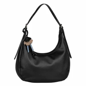 TOM TAILOR Beuteltasche Schwarz Lederimitat 