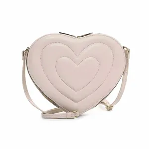 EMILY & NOAH Clutch / Abendtasche Beige Lederimitat 