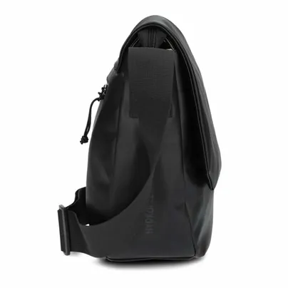 ZWEI Handtasche mit Überschlag Schwarz Lederimitat ZWEI Handtasche mit Überschlag Schwarz Lederimitat