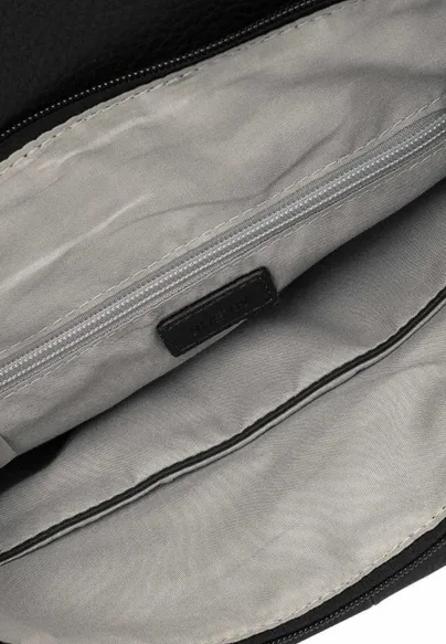 RUE68 Rucksack Schwarz Lederimitat 