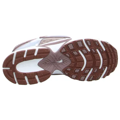 NIKE Training Fitnessschuhe Braun Recycelte Materialien NIKE Training Fitnessschuhe Braun Recycelte Materialien