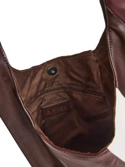 PIECES Beuteltasche Bordeau Lederimitat PIECES Beuteltasche Bordeau Lederimitat